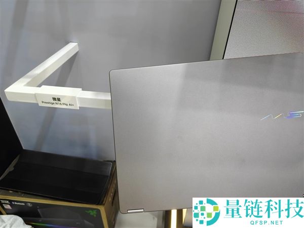 英伟达BW 2026超等芯片RTX Spark首展:巨型GPU墙成为打卡新地标