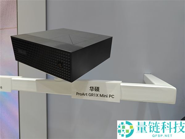 英伟达BW 2026超等芯片RTX Spark首展:巨型GPU墙成为打卡新地标