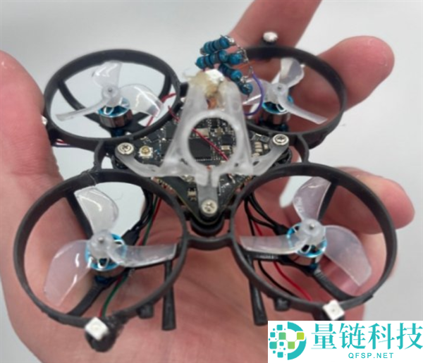 法国公司研发40克微型灭蚊无人机，空中猎杀飞虫成功