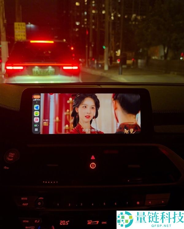 CarPlay升级燃油车:用一部iPhone将老车转变为智能电动车