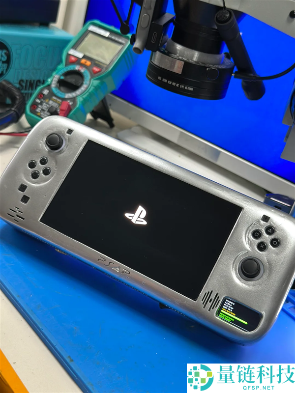 GTX 750显卡自制掌机：玩家版PS4 V2配7英寸OLED显示屏