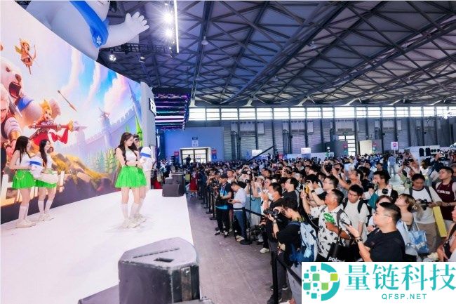 2026ChinaJoy世纪华通展台首日体验：开启“无穷在线”形式的全新体验