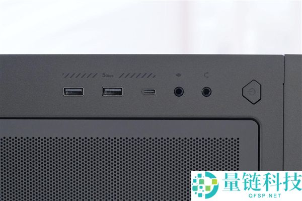 华硕天选7X台式机图赏：酷睿Ultra 9与RTX 5060 Ti强劲组合