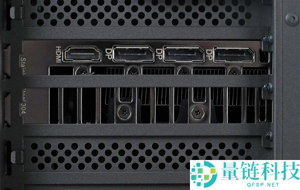 华硕天选7X台式机图赏：酷睿Ultra 9与RTX 5060 Ti强劲组合
