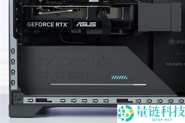 华硕天选7X台式机图赏：酷睿Ultra 9与RTX 5060 Ti强劲组合