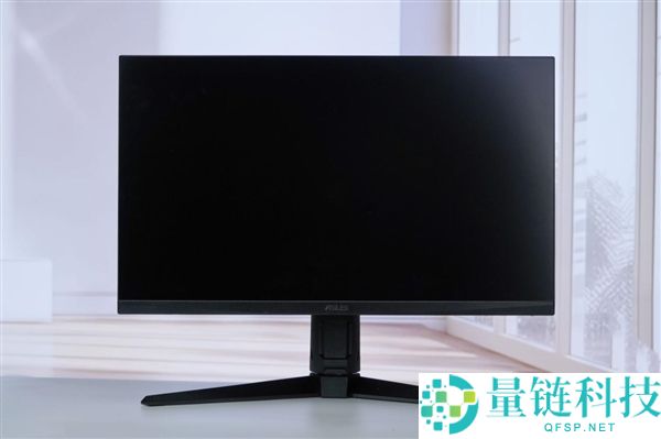 华硕天选7X台式机图赏：酷睿Ultra 9与RTX 5060 Ti强劲组合