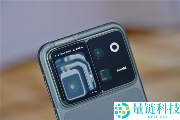 全球首款机械人手机光荣Robot Phone图赏:机身内置机械云台设计