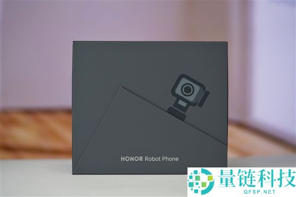 全球首款机械人手机光荣Robot Phone图赏:机身内置机械云台设计