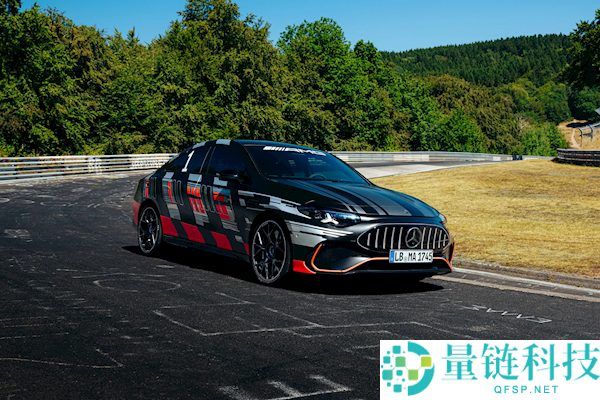 “CEO惊叹,疾驰康林松盛赞纯电AMG CLA 45:体验最顶尖的V8驾驶”