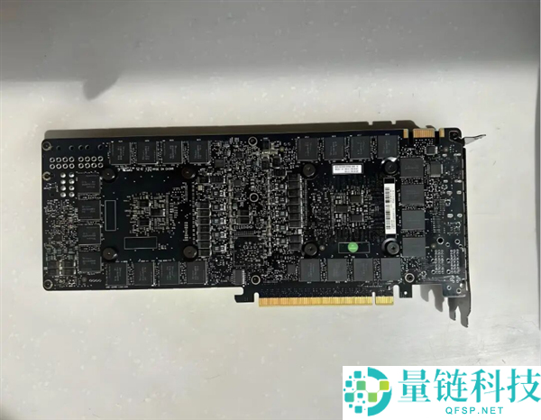 数字考古现场:魔改版Tesla M60二手市场现身,双芯16GB显存无法使用解析