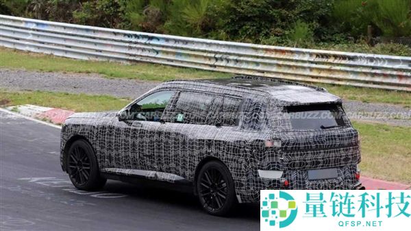 2028款宝马X7原型曝光:V8动力增强,成为最大车型