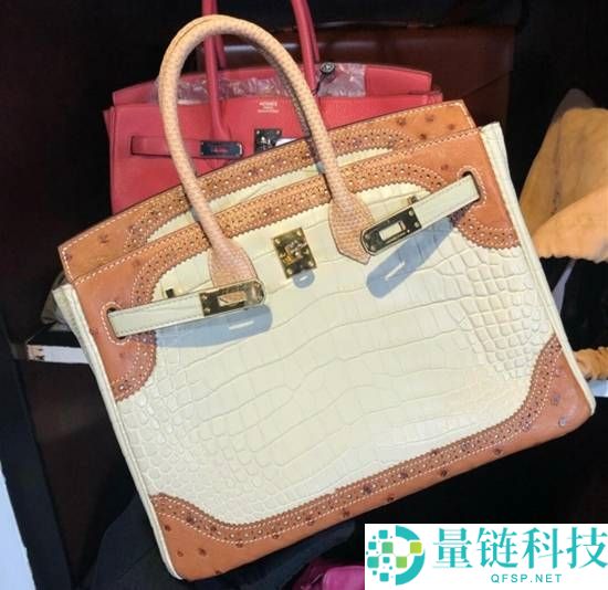 快递丢失45万爱马仕包只赔500元,当事人反而损失近万元