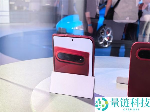 小米18 Fold折叠手机真机曝光:搭载玄戒O3,售价或将超过万元