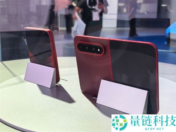 小米18 Fold折叠手机真机曝光:搭载玄戒O3,售价或将超过万元