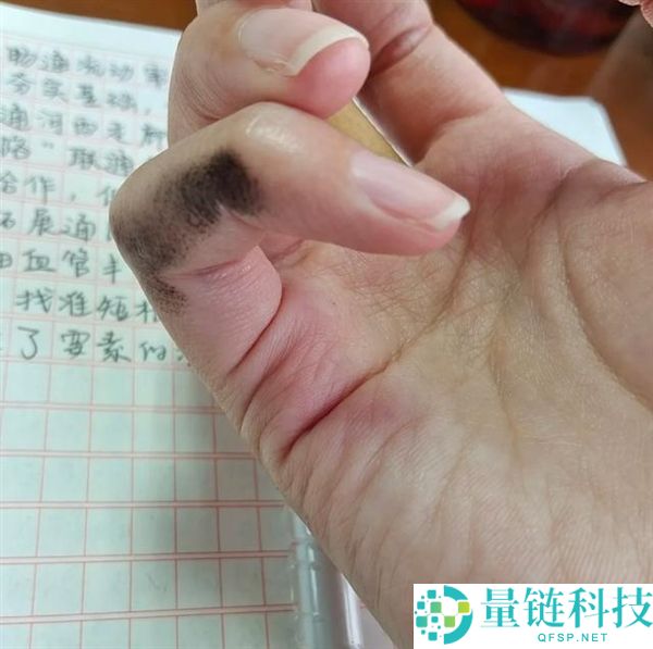 小先生文具在拼多多热销,一块橡皮销量突破100万