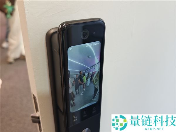 小米智能门锁5 Max预售开启,3699元搭载AI大模子与UWB无感开锁大屏技术