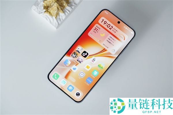 iQOO Neo11至尊疆域评测:天玑9500M双芯强劲性能解析