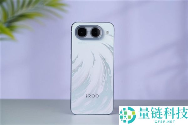 iQOO Neo11至尊疆域评测:天玑9500M双芯强劲性能解析