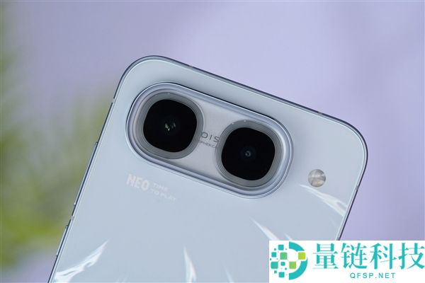 iQOO Neo11至尊疆域评测:天玑9500M双芯强劲性能解析