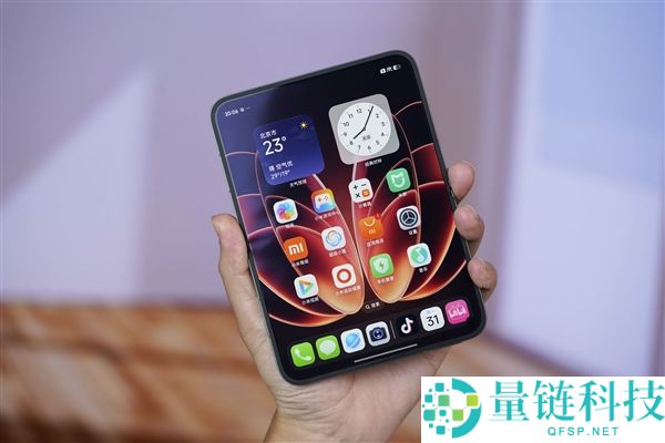 小米18 Fold图赏:揭晓小米史上最贵手机的魅力与特点