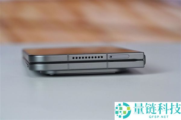 小米18 Fold图赏:揭晓小米史上最贵手机的魅力与特点