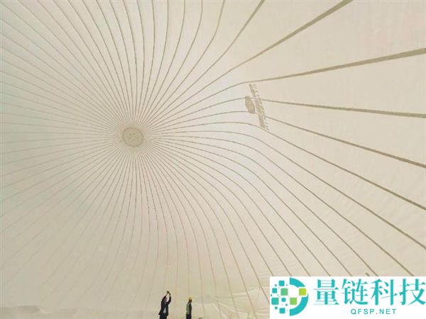 全国首座万吨级气膜粮仓落户长春：具备呼吸与控温功能，填补国内技术空白