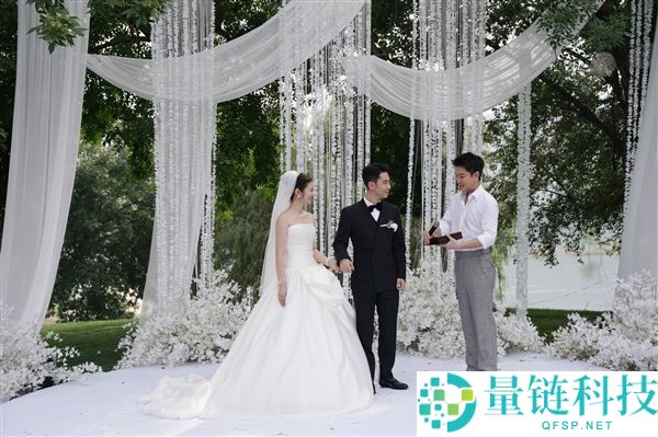 贾乃亮送出百万豪车尊界V800,豪横掮客人新婚盛礼