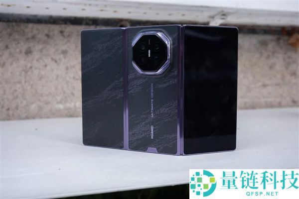 三折叠手机价格19999元:不再是奇迹但依然值得关注