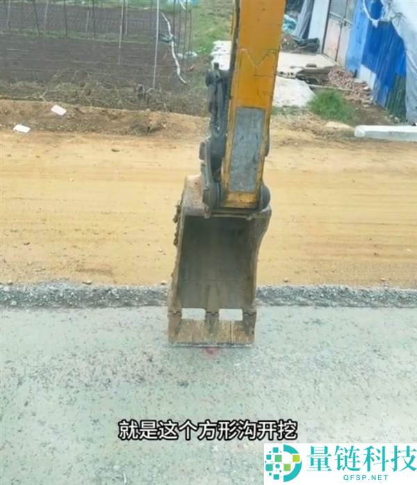挖掘机智能驾驶技术崛起,蓝翔还能持续运营几年?
