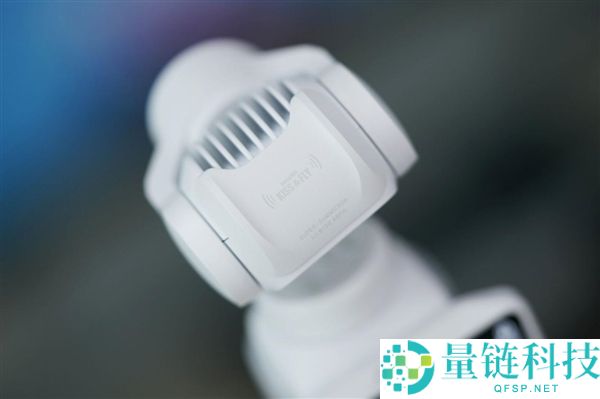 影石Luna Pro评测:8K录像与4K竖拍,支持遥控屏装配
