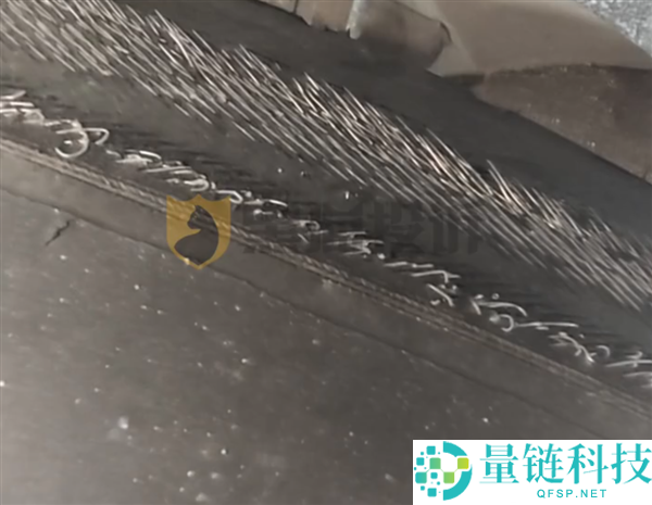 一嗨租车轮胎磨损严重却继续出租，车主投诉验车单全勾选无问题