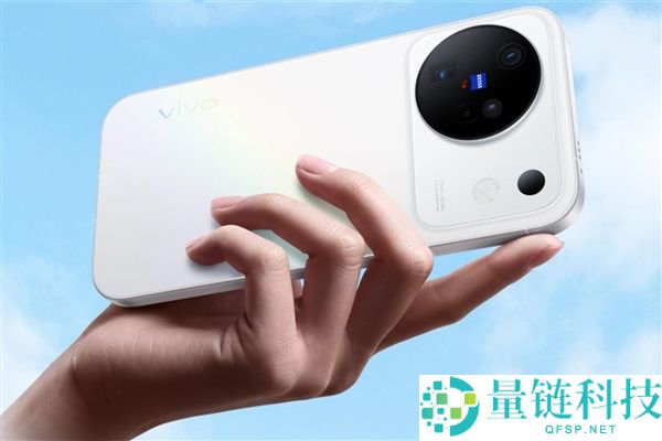 vivo X500推出16GB+512GB版本，售价6499元，满足大内存用户需求