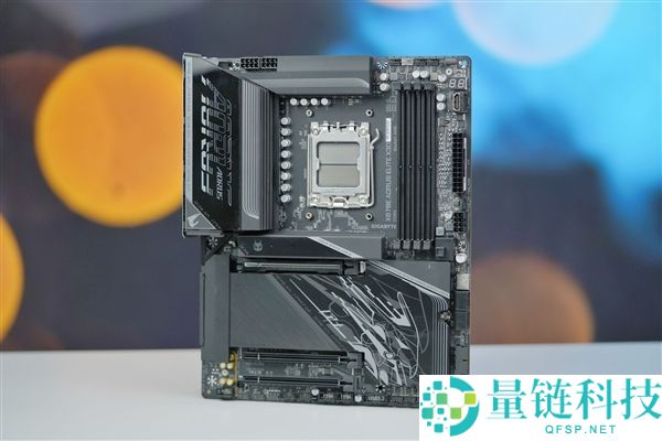 技嘉X870E AORUS ELITE X3D主板图赏:16+2+2相供电优势解析
