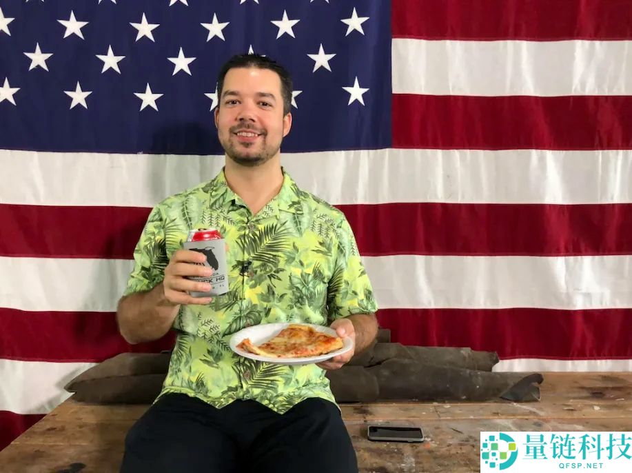 花 1 万枚比特币买披萨的男人 Laszlo：从不后悔