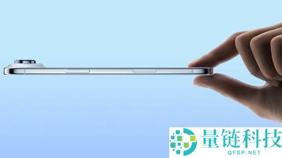 UP主首发iPhone Air拆解：可扩容512G闪存