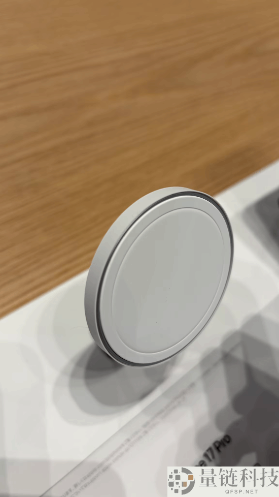 iPhone 17系列展现机有刮痕？苹果批发店采纳措施