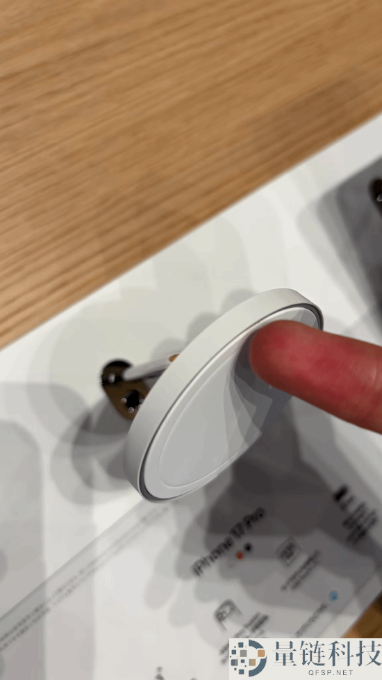 iPhone 17系列展现机有刮痕？苹果批发店采纳措施