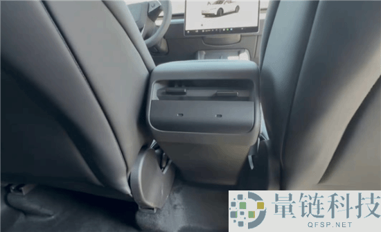 便宜版特斯拉Model Y实拍 网友：果真是丐中丐