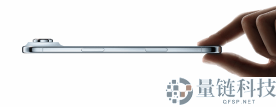 李楠评iPhone Air：真的是10年来最好的iPhone