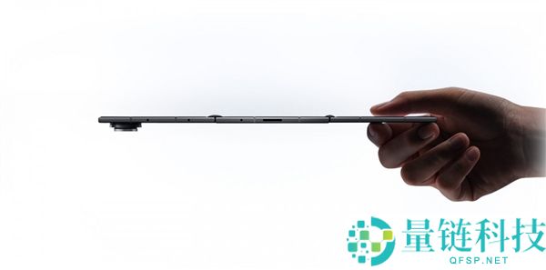 华为Mate XT独一对手,三星首款三折叠Galaxy Z TriFold发布：1.7万起