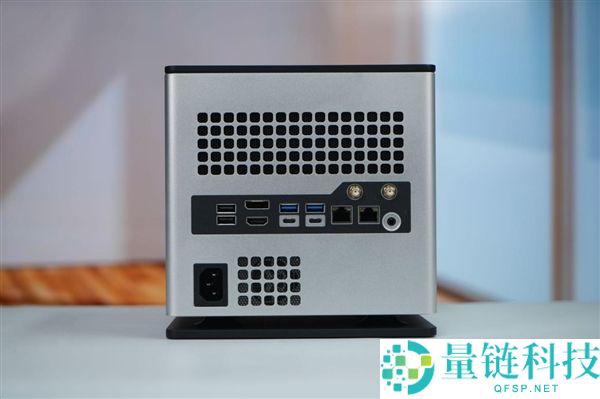 全球首个液冷迷你机,abee AI Station 395 Max任务站图赏