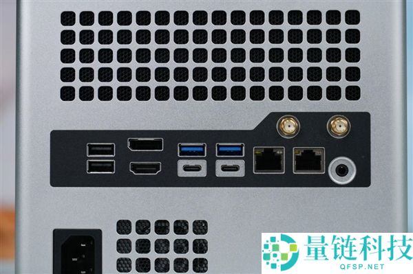 全球首个液冷迷你机,abee AI Station 395 Max任务站图赏