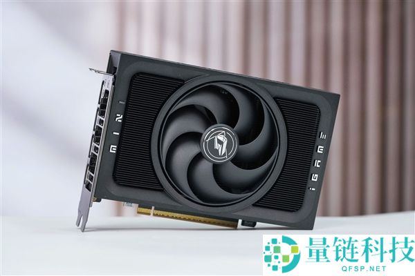 ITX机能小钢炮,七彩虹RTX 5070 Mini OC 12GB图赏