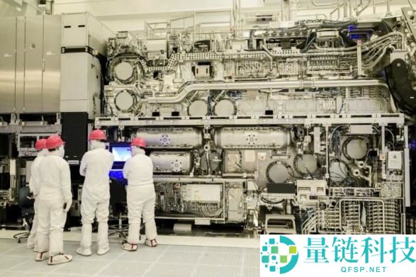 全球最早进,Intel装置首套二代High-NA EUV：为14A摊平路途