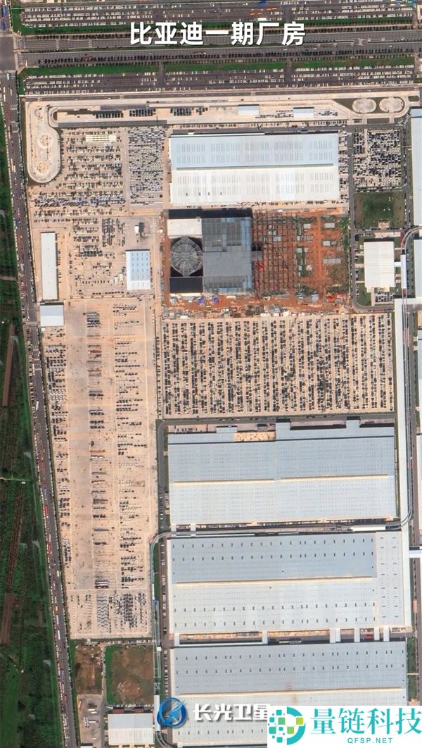 30平方千米,卫星实拍河南郑州比亚迪新动力汽车城