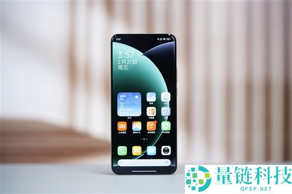 小米17 Ultra下周退场,卢伟冰：小米正代高端旗舰全数当年发布