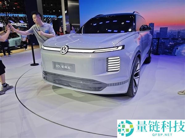 群众首款增程混动 ID.ERA路试谍照暴光：三排六座大SUV
