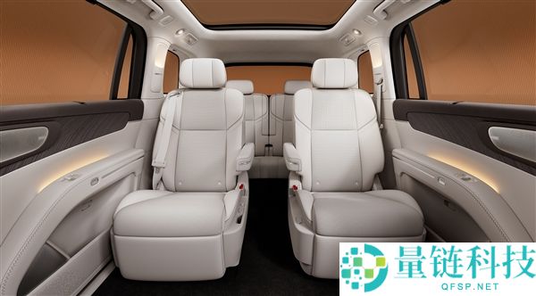 细节全地下,零跑旗舰SUV D19内饰官图发布