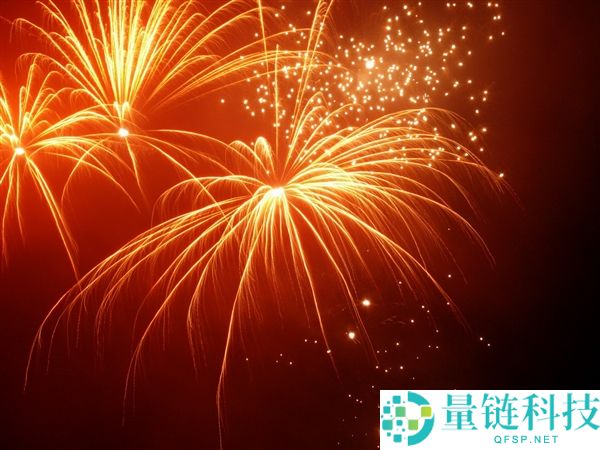 山西官宣废除烟花爆仗禁令 网友吵翻：支撑者称年味更足 反对者称传染环境