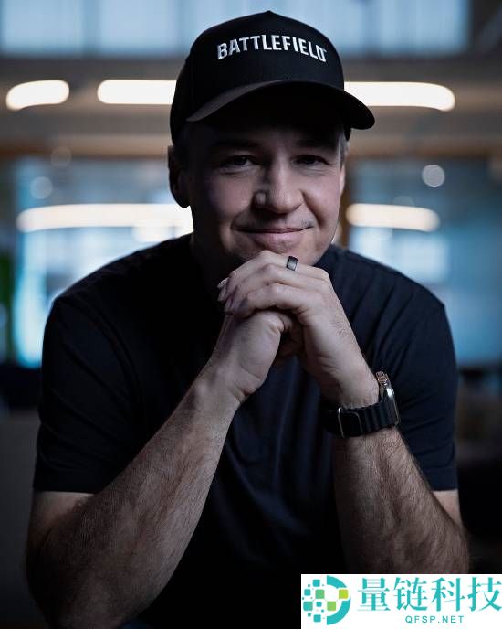 《任务呼唤》开创人车祸现场暴光 超跑撞击护栏光速起火